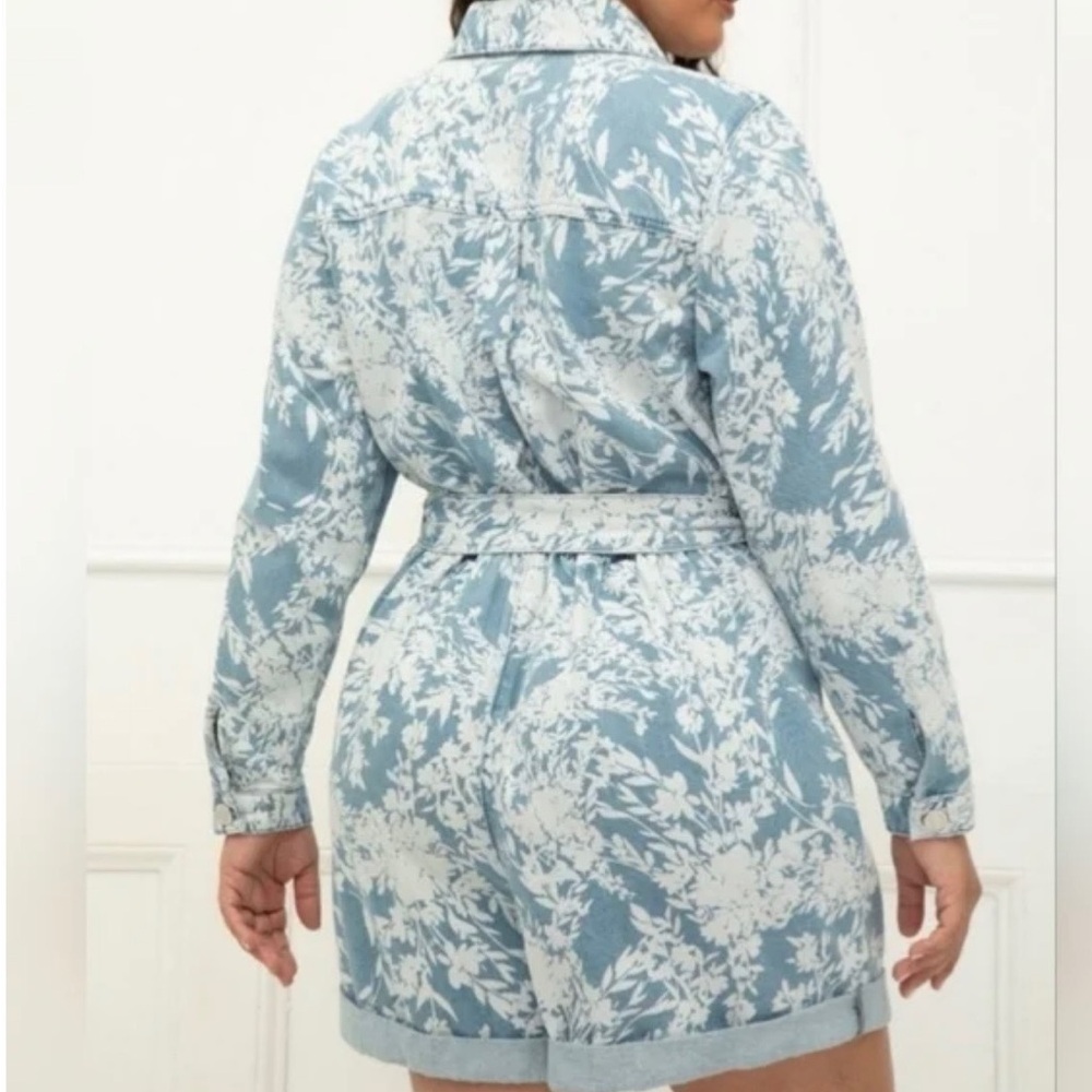 ELOQUII Elements Plus Size 26 Blue Floral Denim Romper / Playsuit - Picture 4 of 6